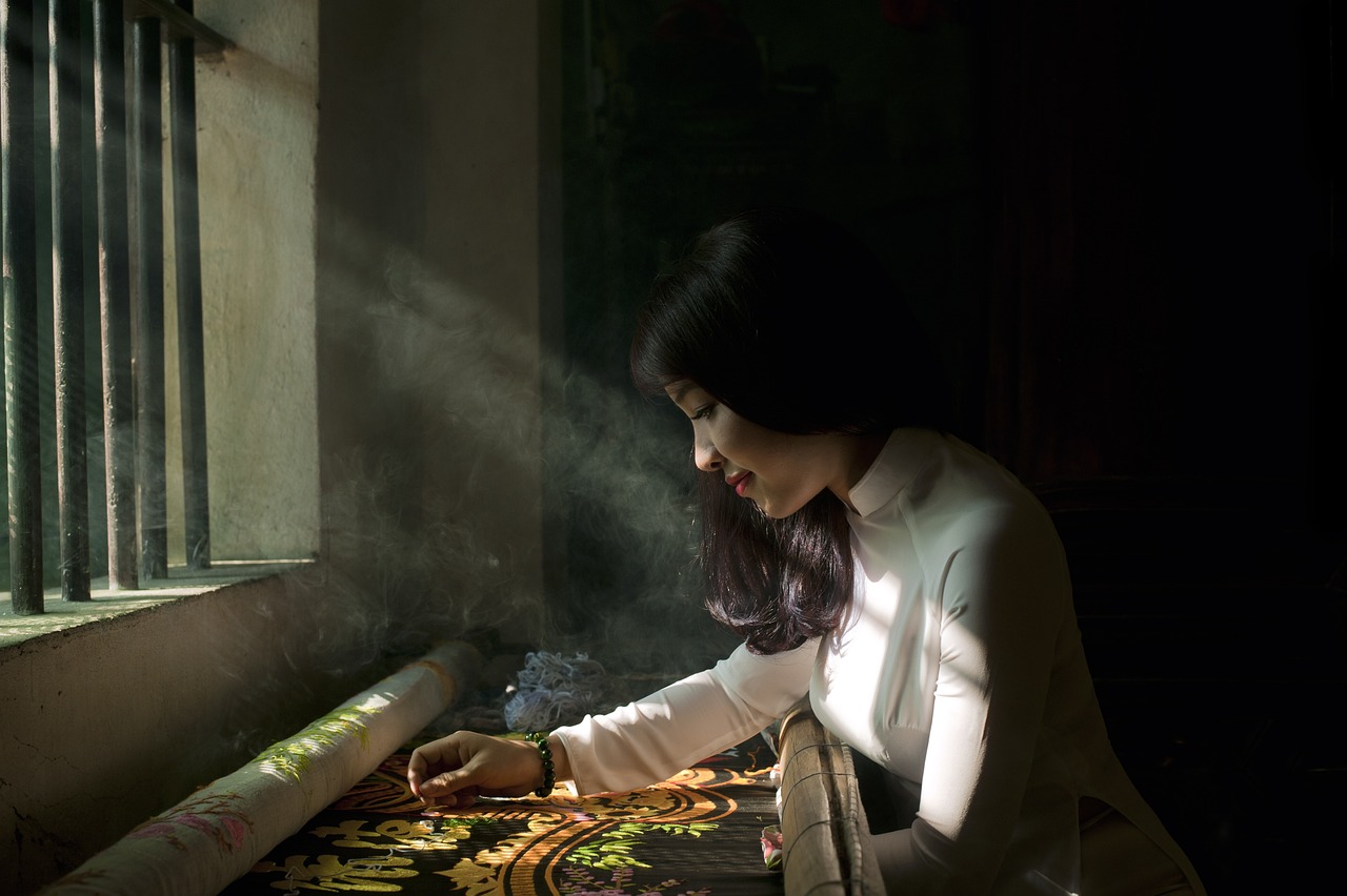 裸婚老太的再婚生活，花光224万元的背后