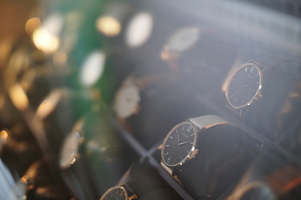 开始听反方向的钟了 开始听反方向的钟了